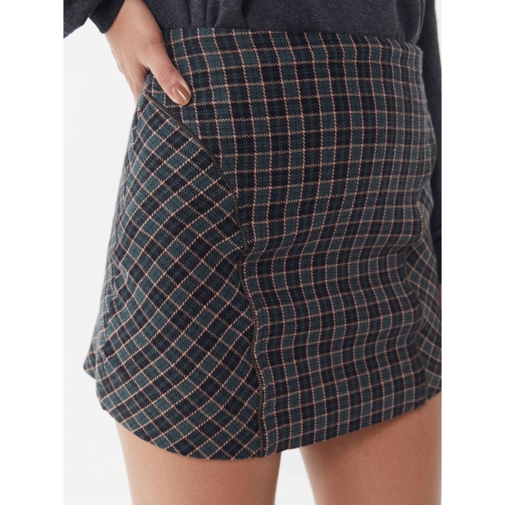 urban outfitters skirt!
